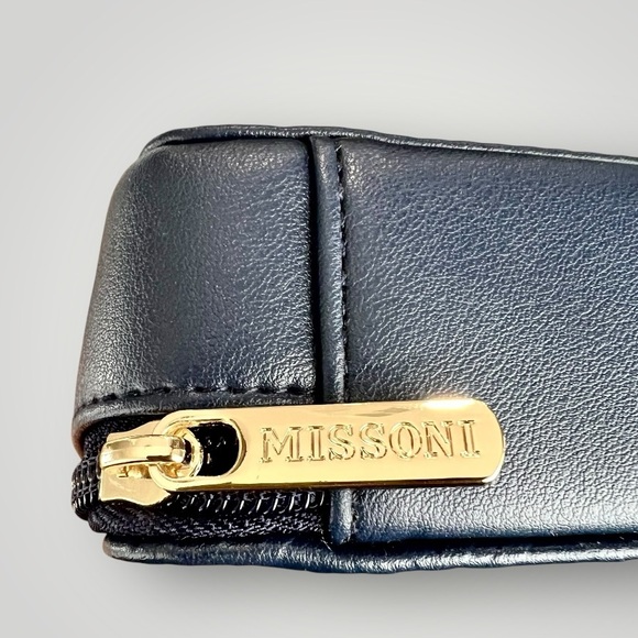 MISSONI Delta One First Class Amenity Kit Sealed Unopened Travel Navy New - Picture 11 of 15